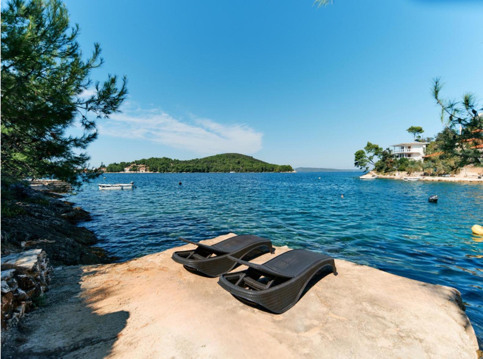 Apartments Eva Savar Εξωτερικό φωτογραφία