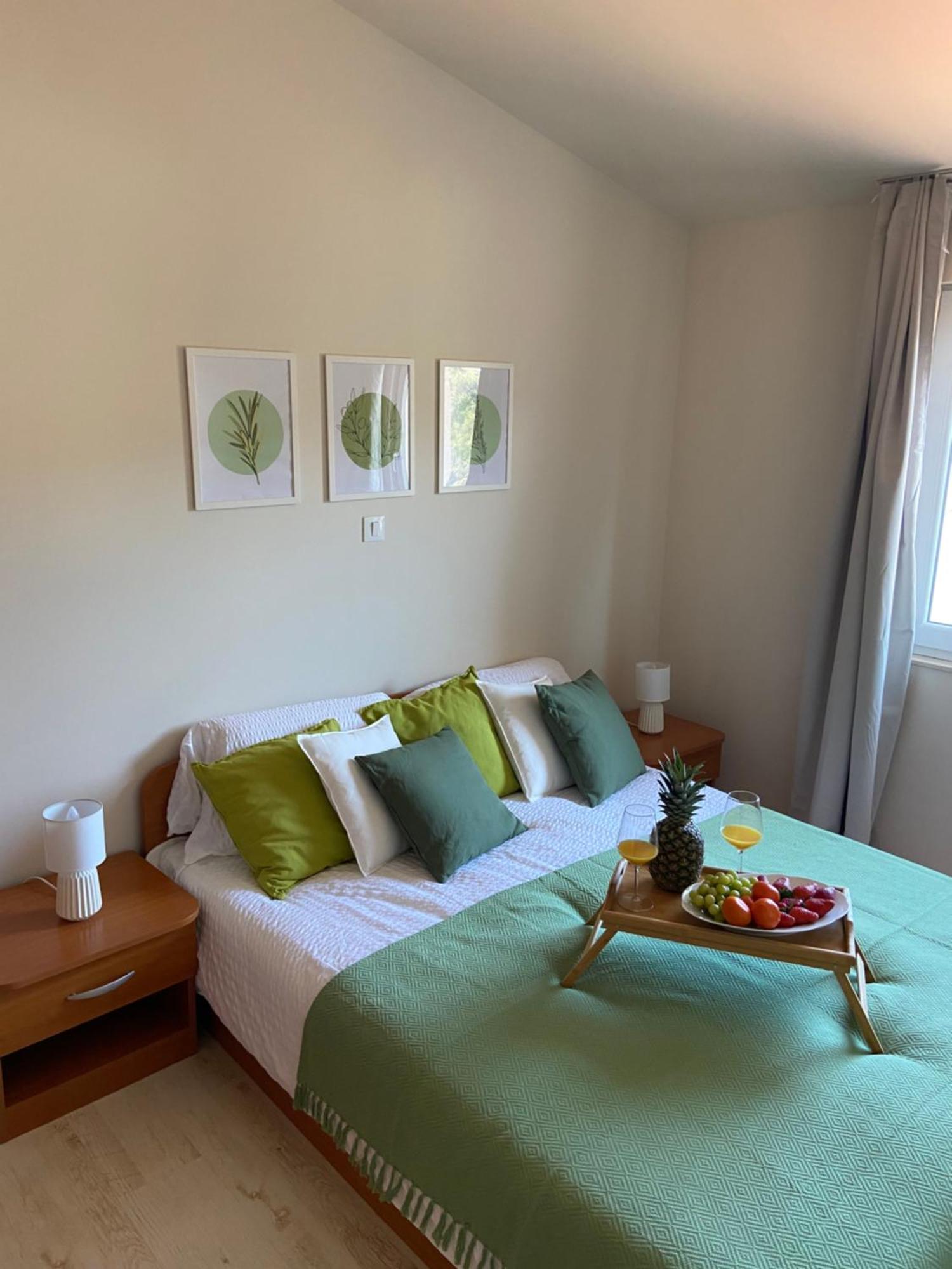 Apartments Eva Savar Εξωτερικό φωτογραφία
